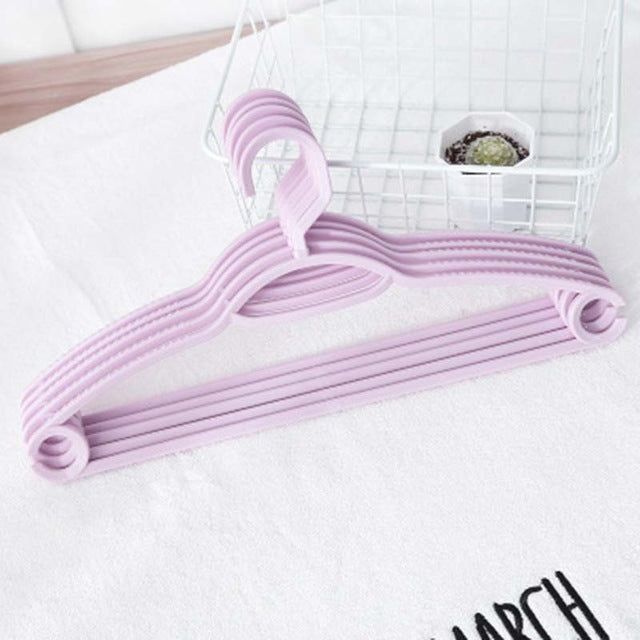 Colorful Plastic Hangers Colorful Plastic Hangers